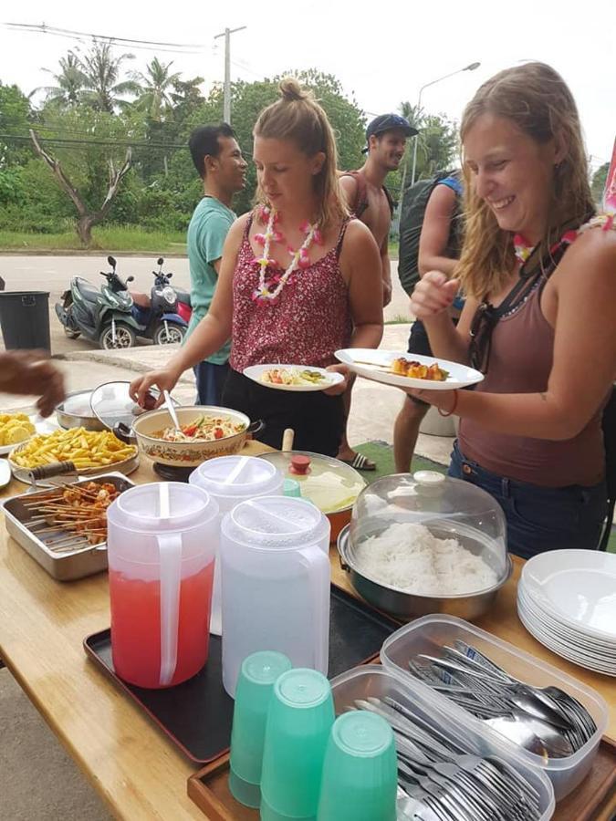 Best Stay Hostel At Lanta Koh Lanta Bagian luar foto