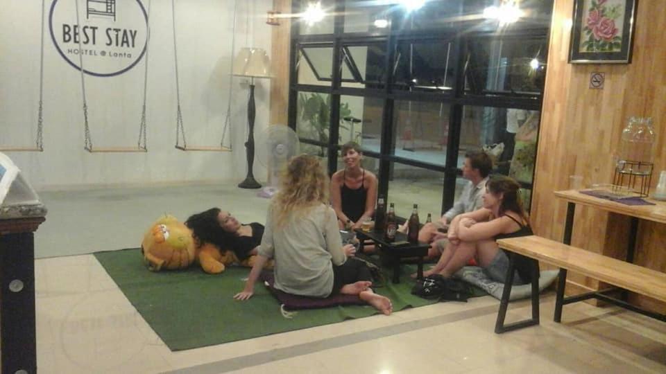 Best Stay Hostel At Lanta Koh Lanta Bagian luar foto